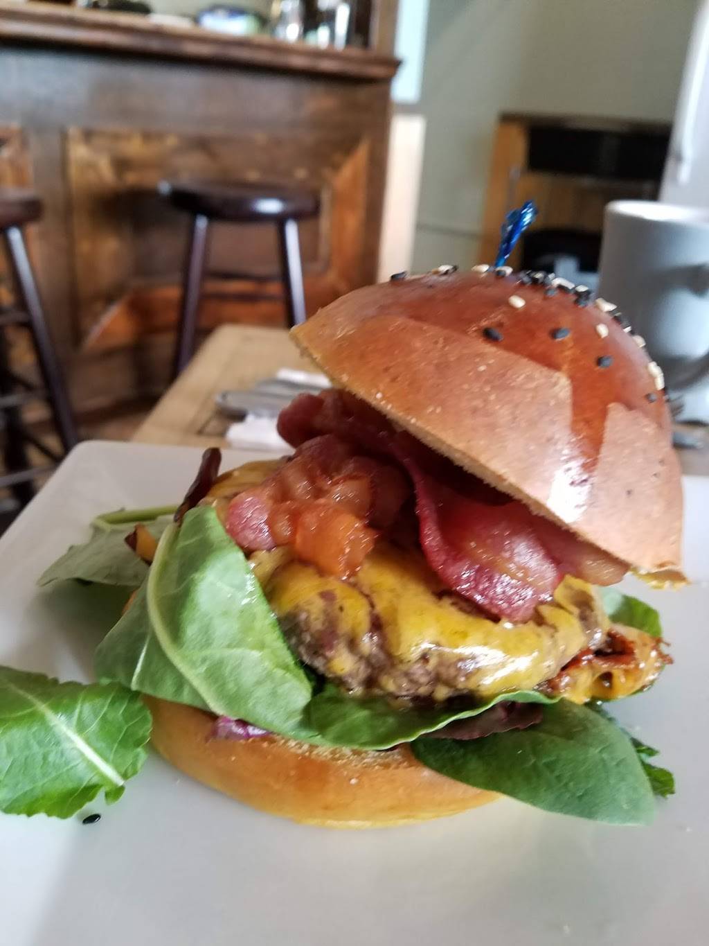 TrussD | restaurant | 117 E Main St, Front Royal, VA 22630, USA | 5406600988 OR +1 540-660-0988