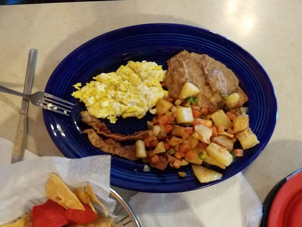 Sonias Restaurante Mexicano | restaurant | 10447 Nacogdoches Rd, San Antonio, TX 78217, USA | 2106539092 OR +1 210-653-9092