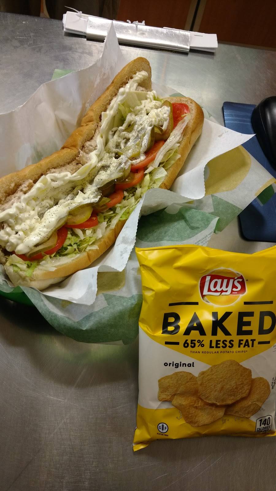 Subway | restaurant | 4710 University Dr NW, Huntsville, AL 35816, USA | 2568377827 OR +1 256-837-7827
