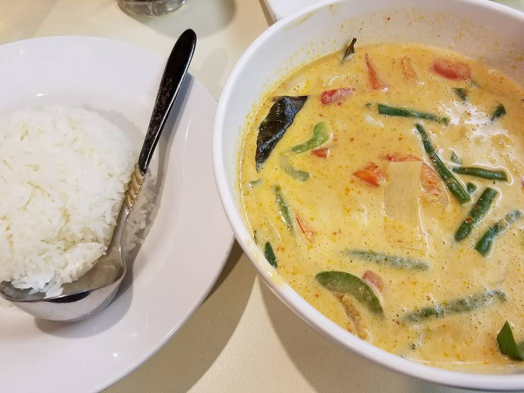 Bamboo Restaurant | restaurant | 3427 W National Ave, Milwaukee, WI 53215, USA | 4143169023 OR +1 414-316-9023