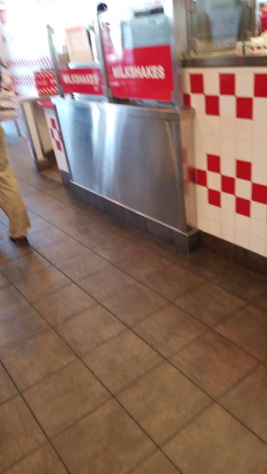 Five Guys | meal takeaway | 11331 W 95th St, Overland Park, KS 66214, USA | 9134923423 OR +1 913-492-3423