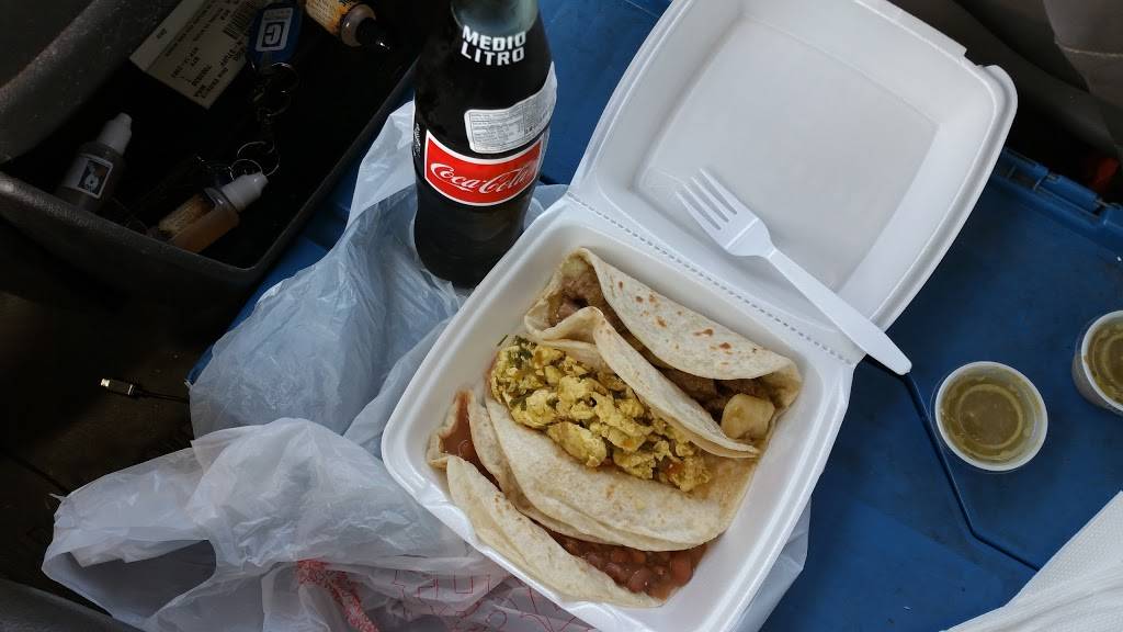 Tortilleria La Nueva | restaurant | 1003 Fox Ave #110, Lewisville, TX 75067, USA | 4694644602 OR +1 469-464-4602