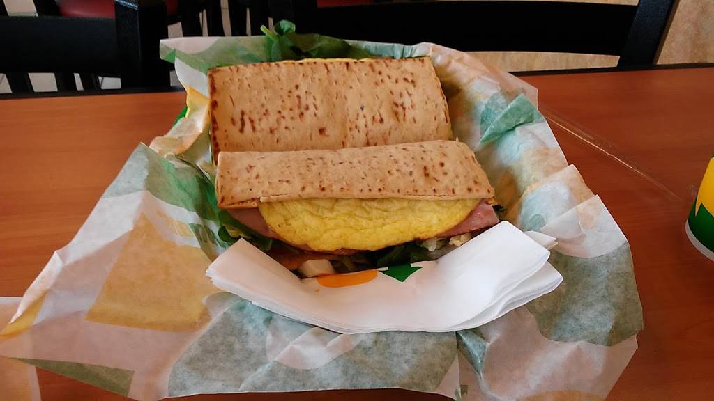 Subway | restaurant | 85 Western Ave, South Portland, ME 04106, USA | 2077616965 OR +1 207-761-6965