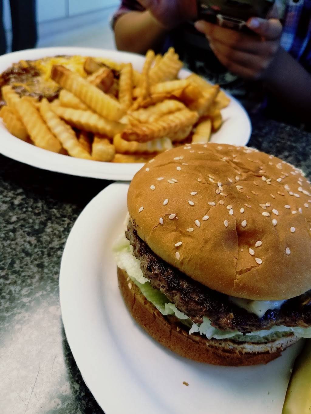 Checkers Grill | restaurant | 765 The City Dr S # 130, Orange, CA 92868, USA | 7147508887 OR +1 714-750-8887