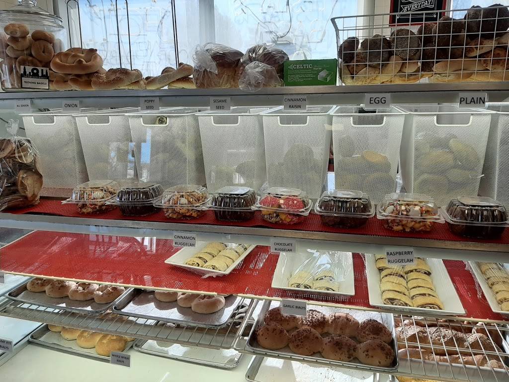 Chicago Bagel & Bialy | bakery | 260 S Milwaukee Ave, Wheeling, IL 60090, USA | 8474599009 OR +1 847-459-9009