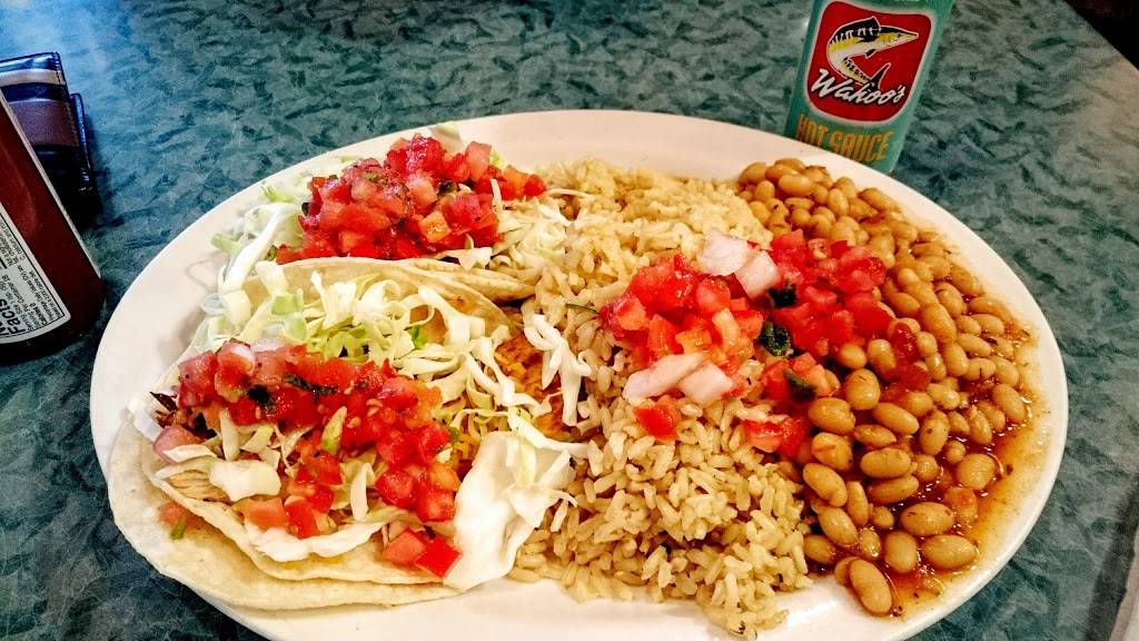 Wahoos Fish Taco | restaurant | 2967 Michelson Dr, Irvine, CA 92612, USA | 9492539532 OR +1 949-253-9532