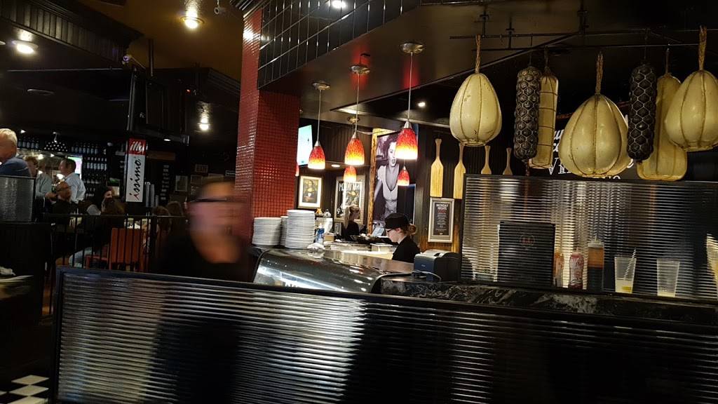 Lina Linguinis Pasta & Grille | restaurant | 111 Fouth Ave, Ridley Square, St. Catharines, ON L2S 3P5, Canada | 9059845462 OR +1 905-984-5462