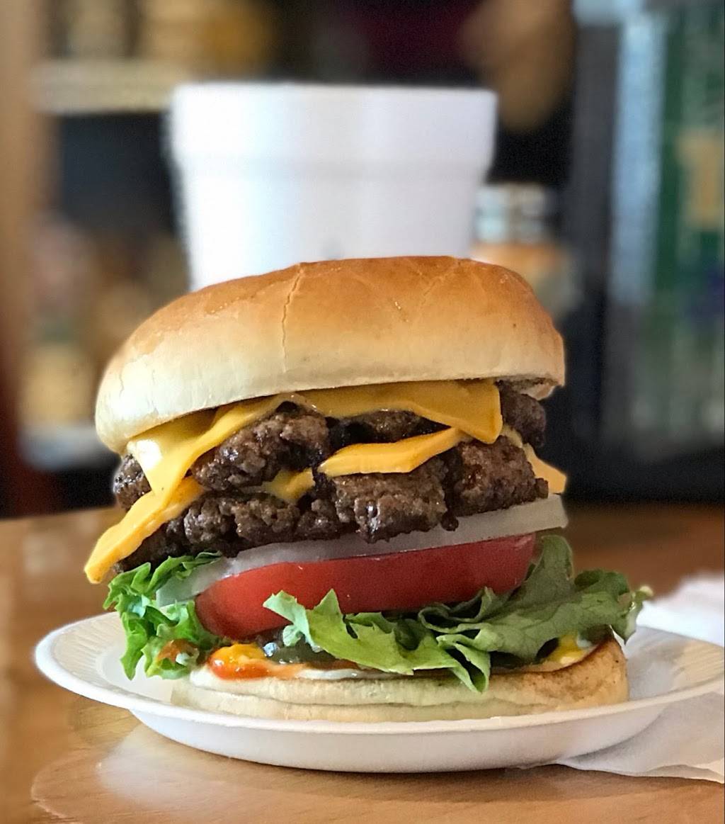 Tailgate Grill | restaurant | 1106 W Broad St, Waynesboro, VA 22980, USA | 5409418451 OR +1 540-941-8451