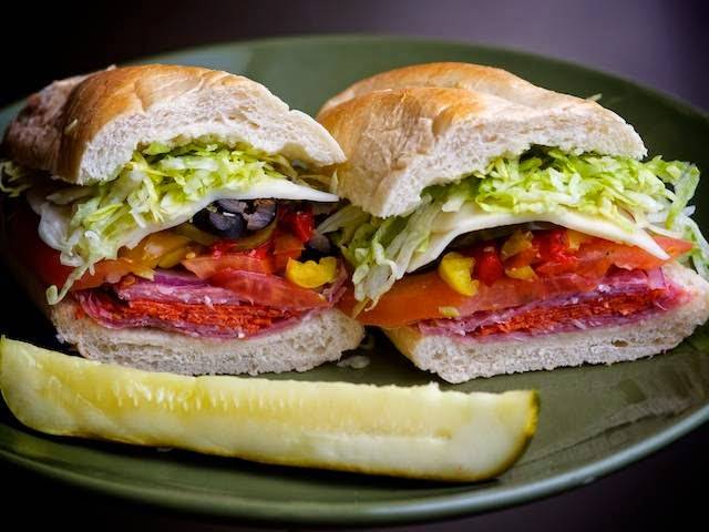 Carmelos Pizzeria | restaurant | 146 W King St, St. Augustine, FL 32084, USA | 9044946658 OR +1 904-494-6658