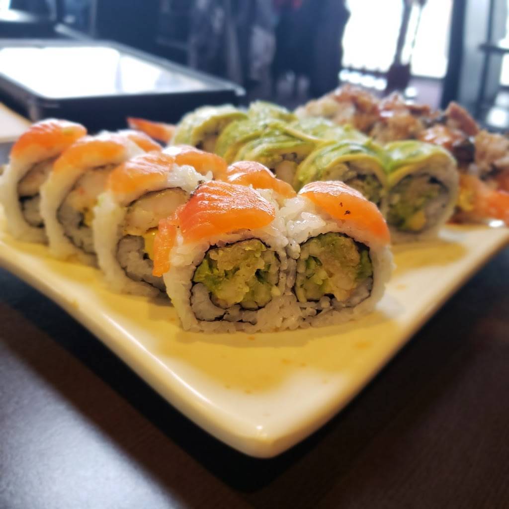 Hockey Sushi | restaurant | 1840 Lansdowne St, Peterborough, ON K9K 2M9, Canada | 7058763337 OR +1 705-876-3337