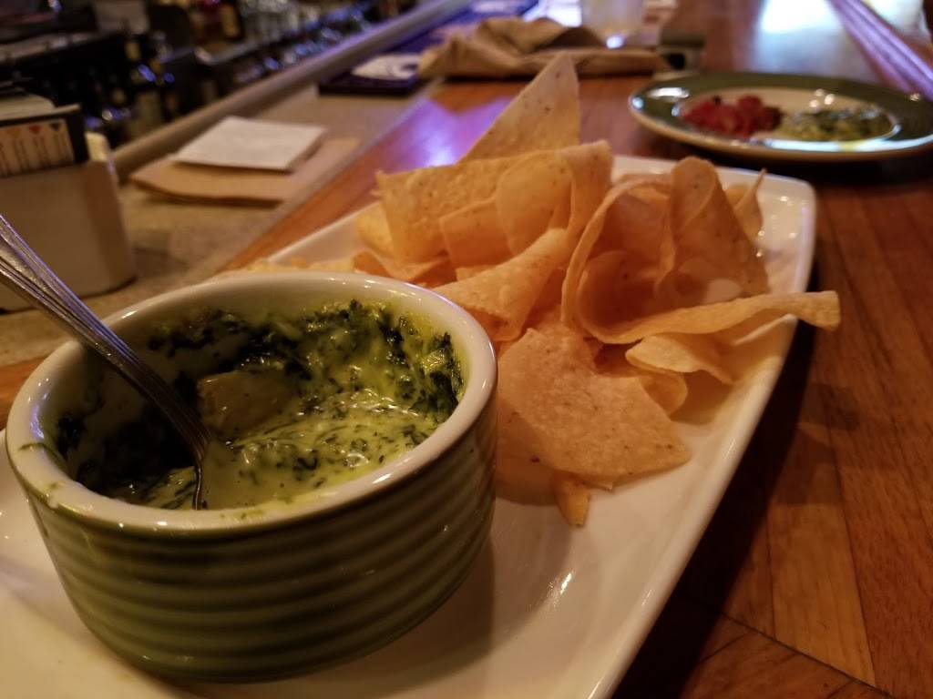 Applebees Grill + Bar | restaurant | 1039 W Tunnel Blvd, Houma, LA 70360, USA | 9858517100 OR +1 985-851-7100