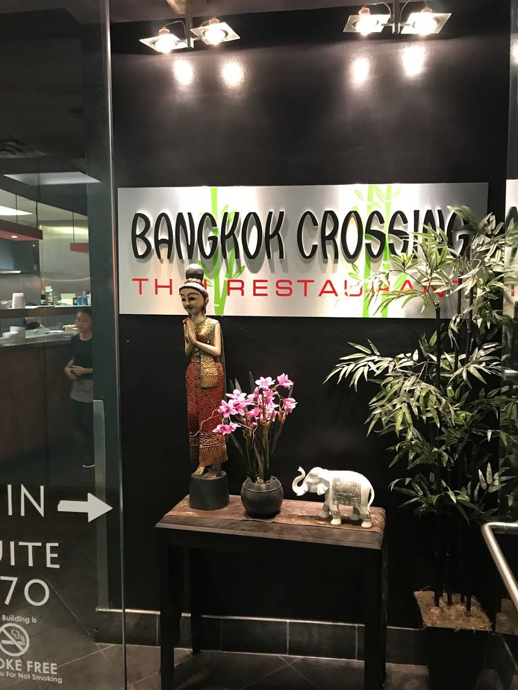 Bangkok Crossing Millender | restaurant | 333 E Jefferson Ave Suite 270, Detroit, MI 48226, USA | 3139633200 OR +1 313-963-3200