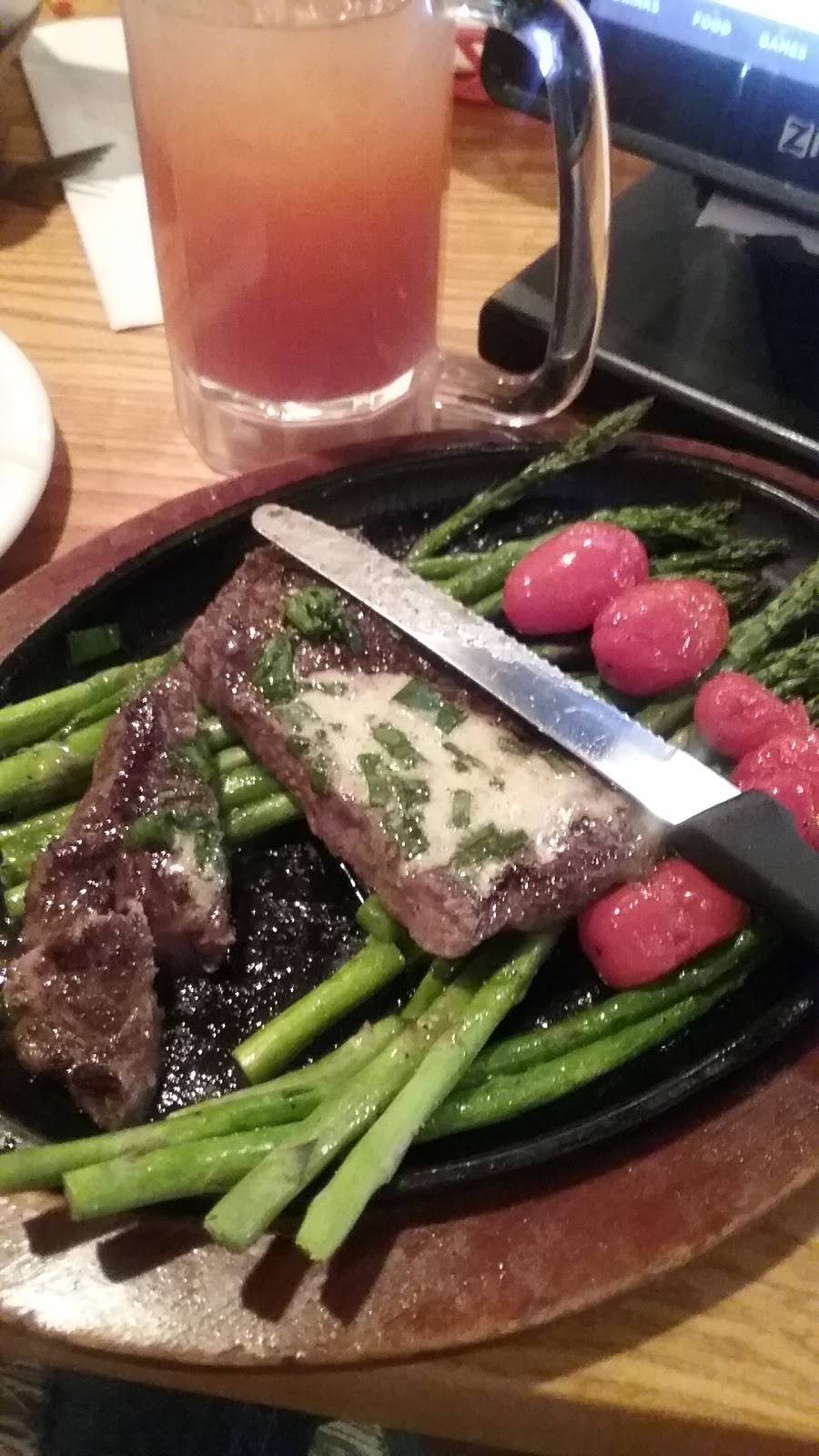 Chilis Grill & Bar | restaurant | 41 Conley Rd, Columbia, MO 65201, USA | 5734426067 OR +1 573-442-6067