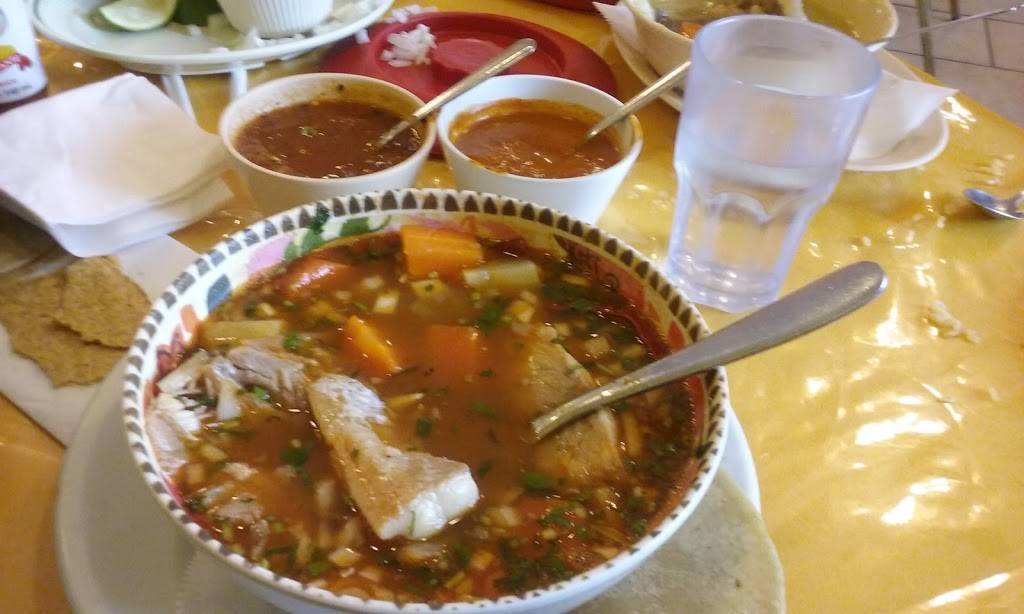 Antojitos Dona Maria | restaurant | 6121 S Archer Rd, Summit, IL 60501, USA | 7089245167 OR +1 708-924-5167