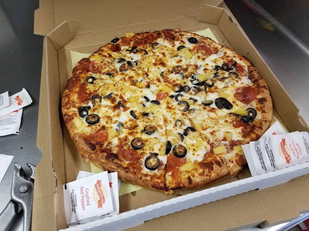 Famous Pizza | meal delivery | 14059 Victory Blvd, Van Nuys, CA 91401, USA | 8189011186 OR +1 818-901-1186