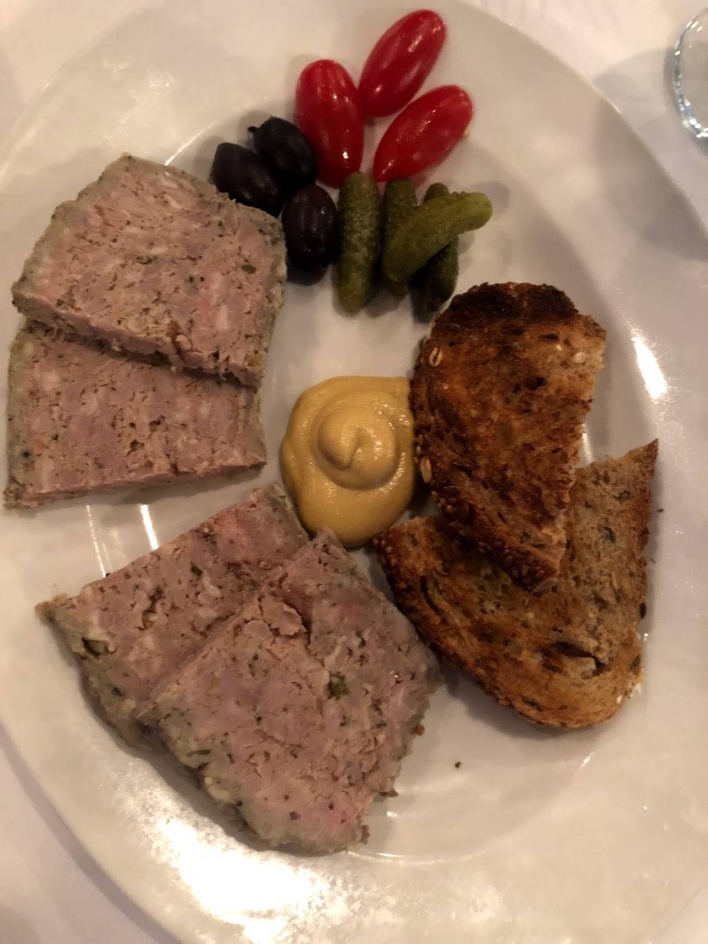 Chez Guy Parisian Bistro | restaurant | 5447 Airport-Pulling Rd N, Naples, FL 34109, USA | 2394315824 OR +1 239-431-5824