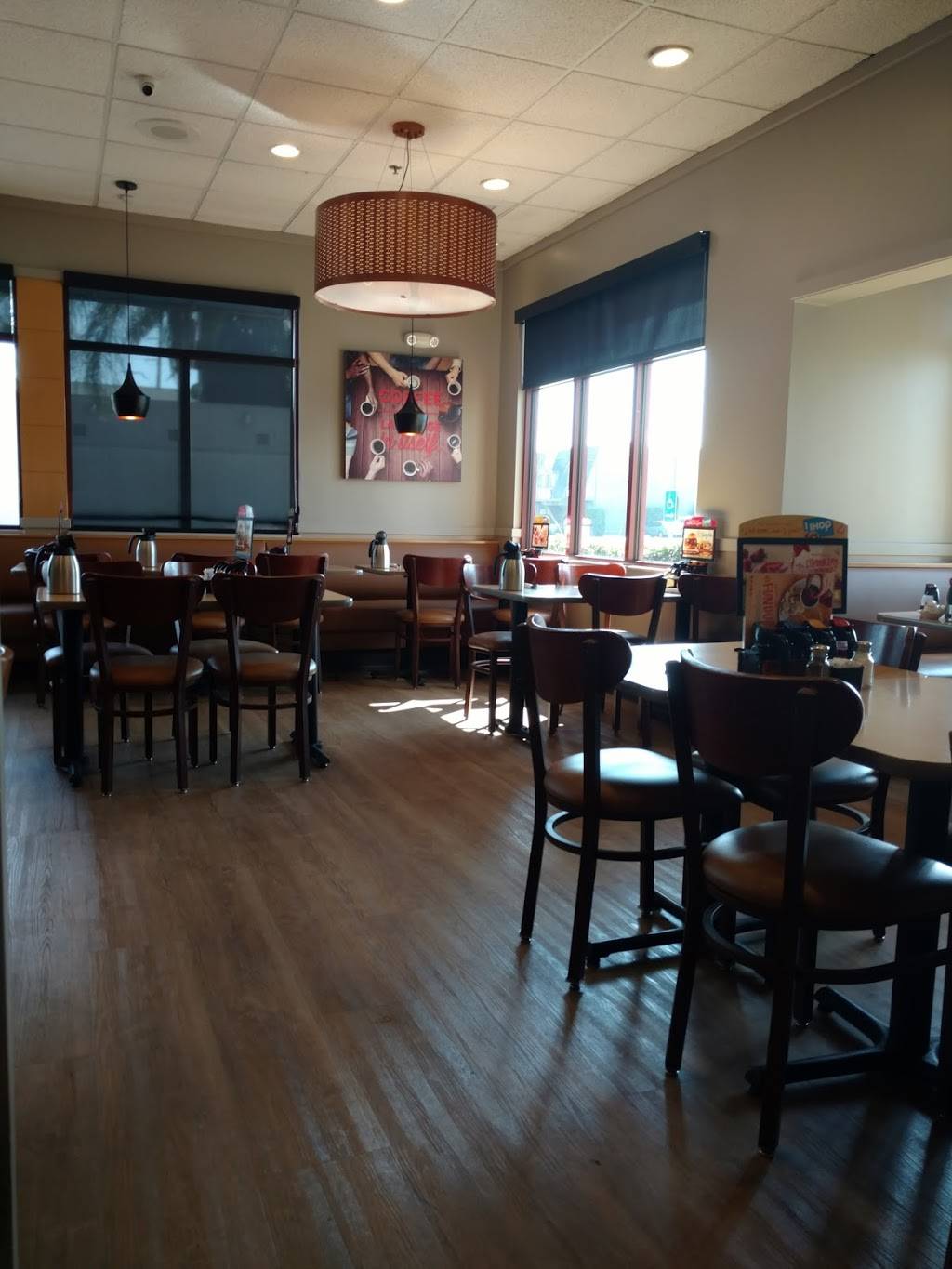 IHOP | restaurant | 11414 Paramount Blvd, Downey, CA 90241, USA | 5629230767 OR +1 562-923-0767