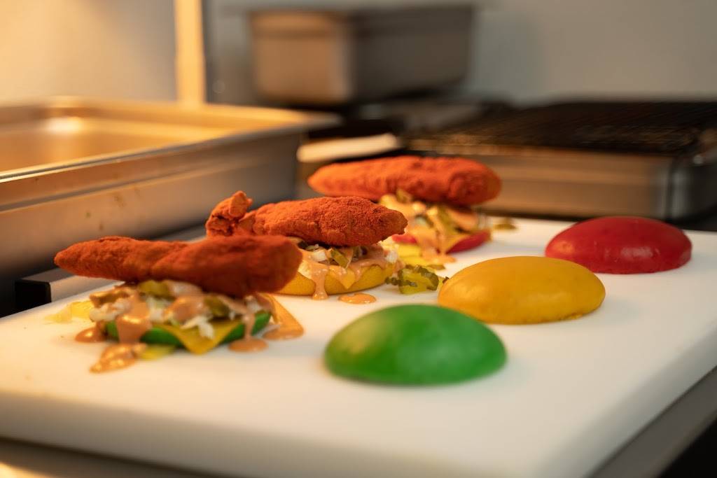 Hot Spring Chicken | restaurant | 1425 Ocean Front Walk, Venice, CA 90291, USA | 3236206155 OR +1 323-620-6155