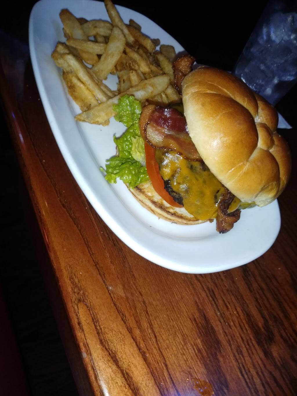 Carolina Ale House | restaurant | 317 S College Rd C, Wilmington, NC 28403, USA | 9107919393 OR +1 910-791-9393