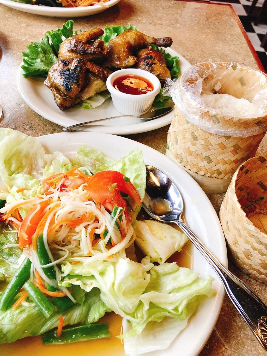 Somsiri Thai | restaurant | 506 W Railroad Ave, Shelton, WA 98584, USA | 3604266770 OR +1 360-426-6770