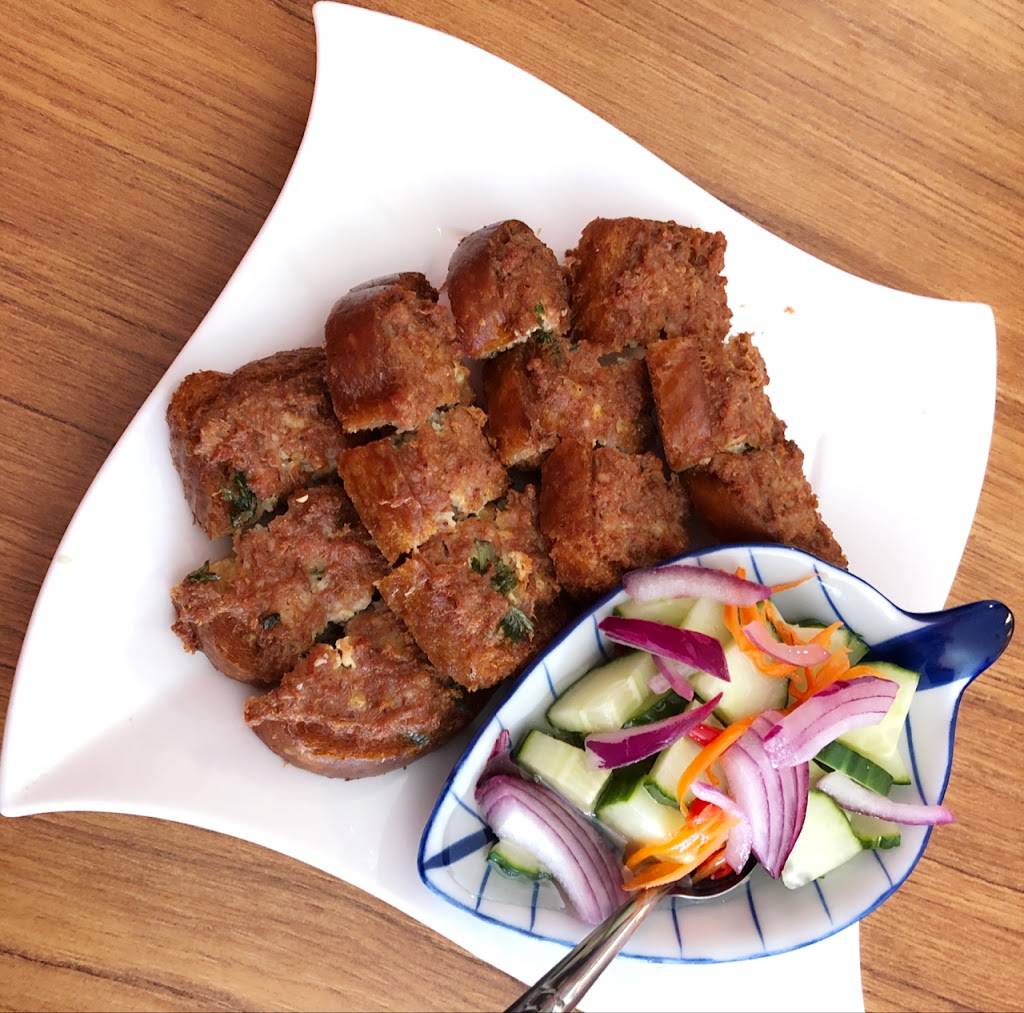 Kumruenthai Restaurant | restaurant | 1500 Oliver Rd Suite L, Fairfield, CA 94534, USA | 7077593458 OR +1 707-759-3458