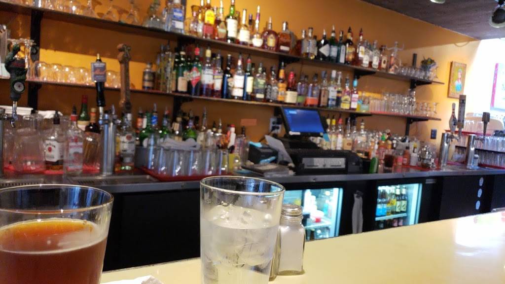 Cass Cafe | restaurant | 4620 Cass Ave, Detroit, MI 48201, USA | 3138311400 OR +1 313-831-1400