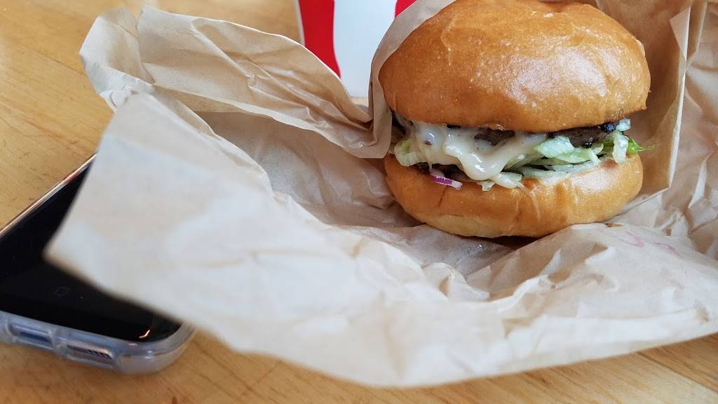 Little Big Burger - NE Alberta St | restaurant | 2038 NE Alberta St, Portland, OR 97211, USA | 5032064997 OR +1 503-206-4997