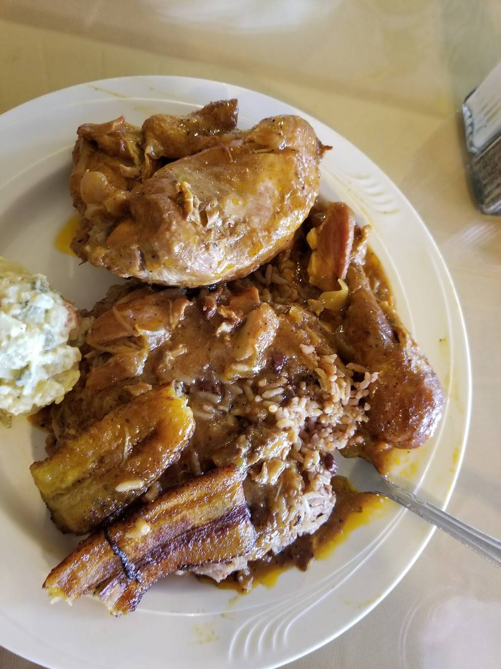 Little Belize | restaurant | 217 E Nutwood St, Inglewood, CA 90301, USA | 3106740696 OR +1 310-674-0696