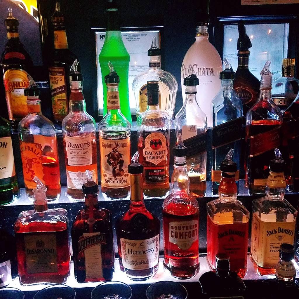 FUNFEST BAR &LOUNGE | restaurant | 6161 Strickland Ave, Brooklyn, NY 11234, USA | 7187636800 OR +1 718-763-6800