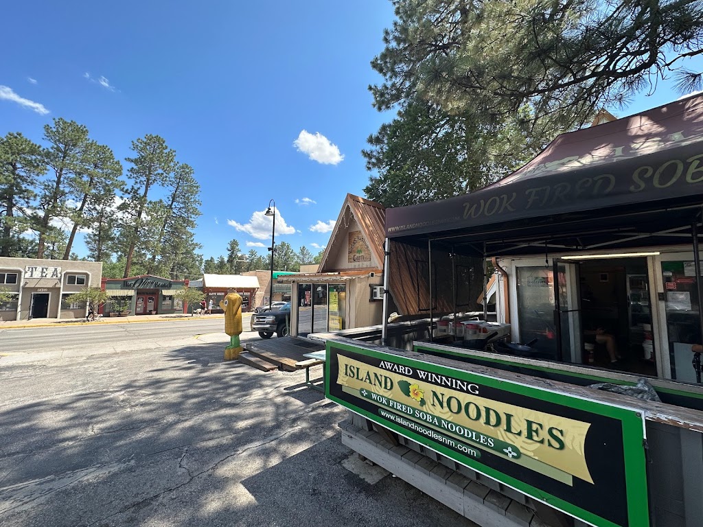 Island Noodles of New Mexico | restaurant | 2415 Sudderth Dr #5, Ruidoso, NM 88345, USA | 5758088869 OR +1 575-808-8869