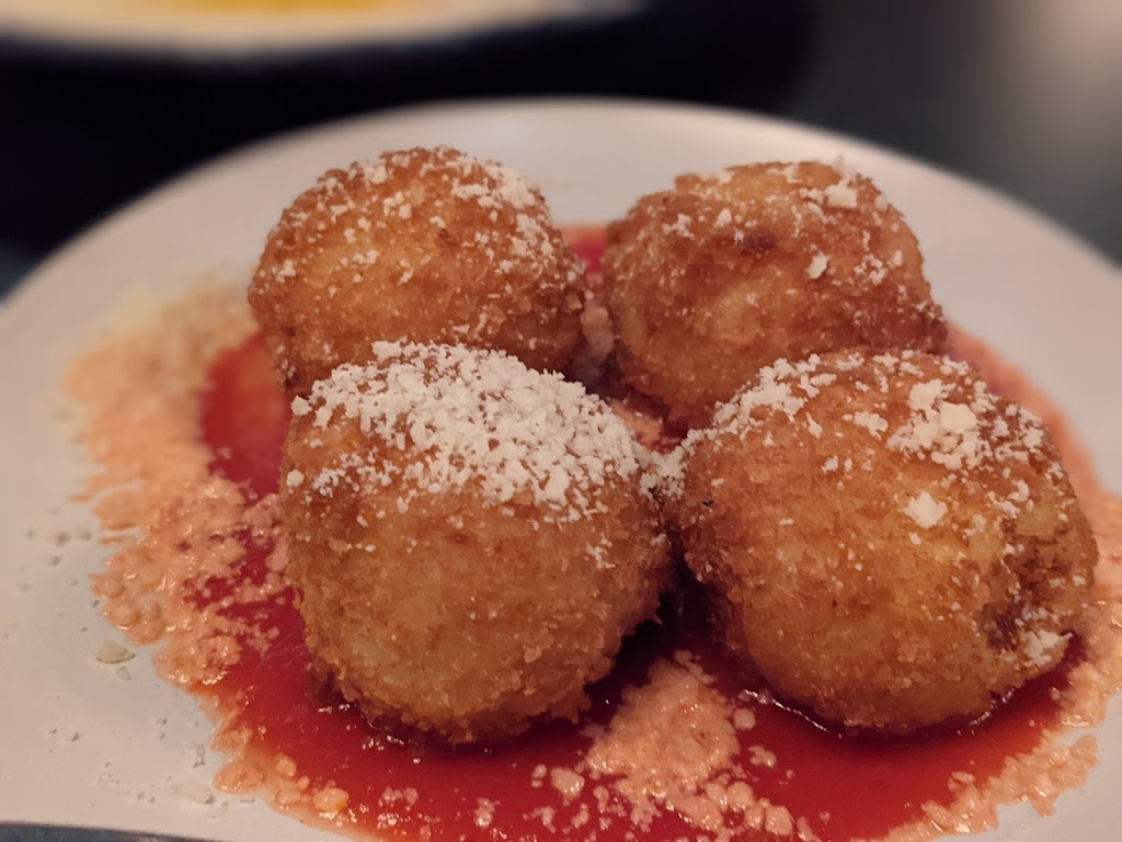 Mama Foo Foo | night club | 125 Basin St, Daytona Beach, FL 32114, USA | 3862870180 OR +1 386-287-0180