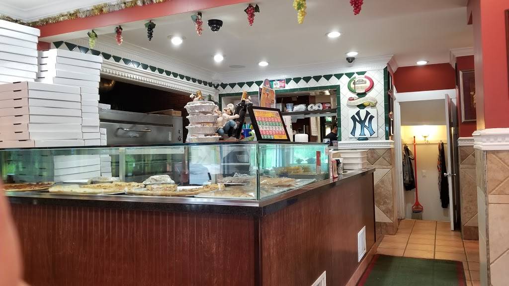 Franks | restaurant | 154 S Plank Rd, Newburgh, NY 12550, USA | 8455621500 OR +1 845-562-1500