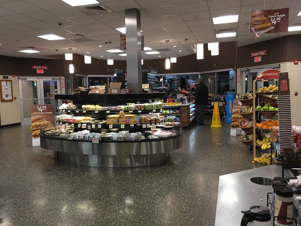 Wawa | cafe | 2390 Plank Rd, Fredericksburg, VA 22401, USA | 5408992043 OR +1 540-899-2043