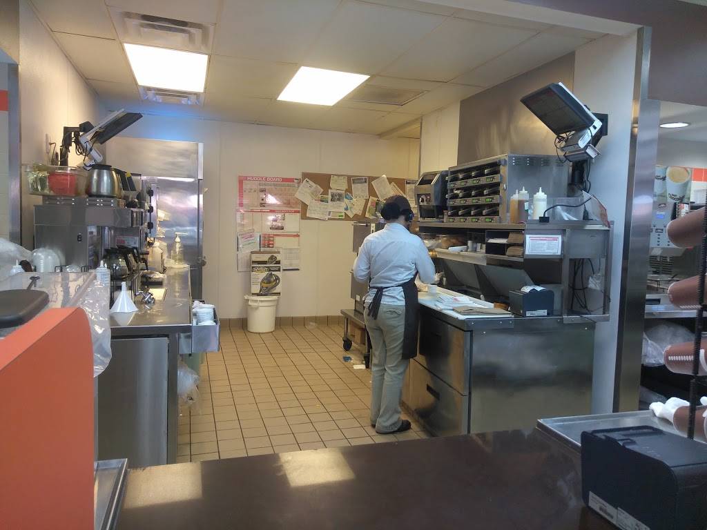 Dunkin Donuts | cafe | 4012 N Armenia Ave, Tampa, FL 33607, USA | 8138775103 OR +1 813-877-5103