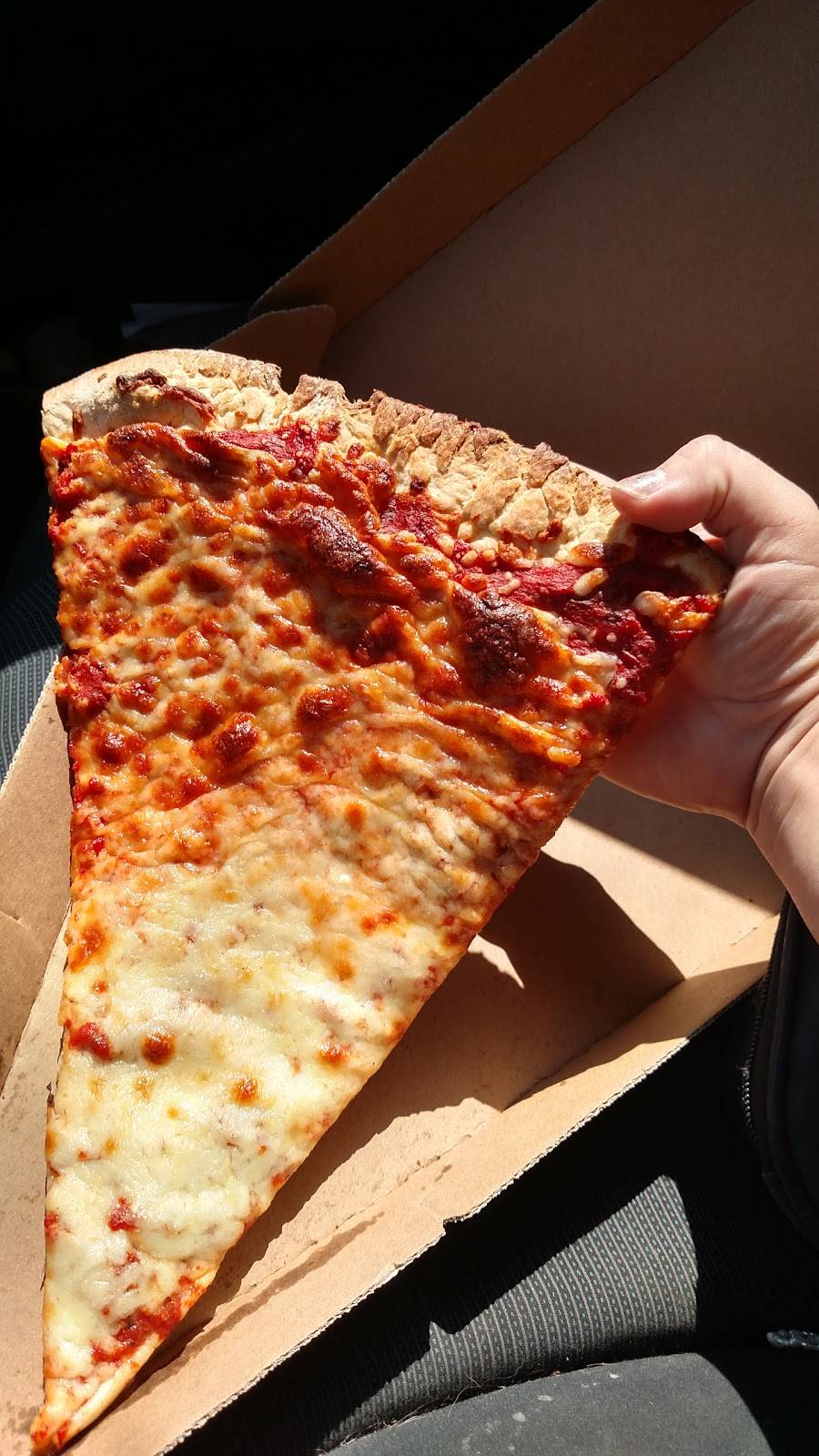 Bacci Pizza | restaurant | 1222 W Bradley Ave, Peoria, IL 61606, USA | 3096762222 OR +1 309-676-2222