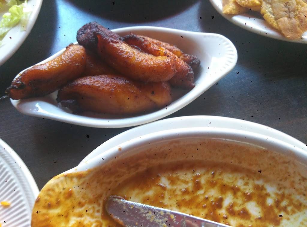 Caridad & Louies | restaurant | 187 S Broadway, Yonkers, NY 10701, USA | 9143759777 OR +1 914-375-9777