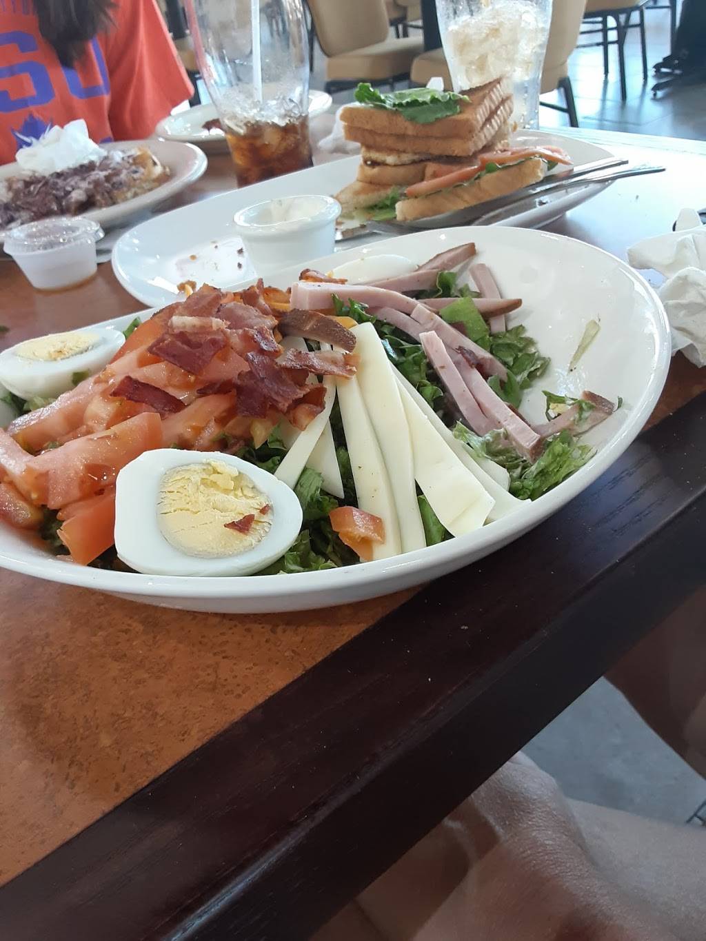 Oasis Restaurant | restaurant | 5103 Azle Ave ste 100, Fort Worth, TX 76114, USA | 8177829144 OR +1 817-782-9144