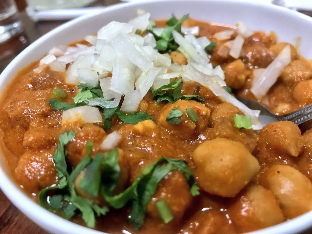 7 Spices Indian Restaurant | restaurant | 555 E Townline Rd #6, Vernon Hills, IL 60061, USA | 2242067702 OR +1 224-206-7702