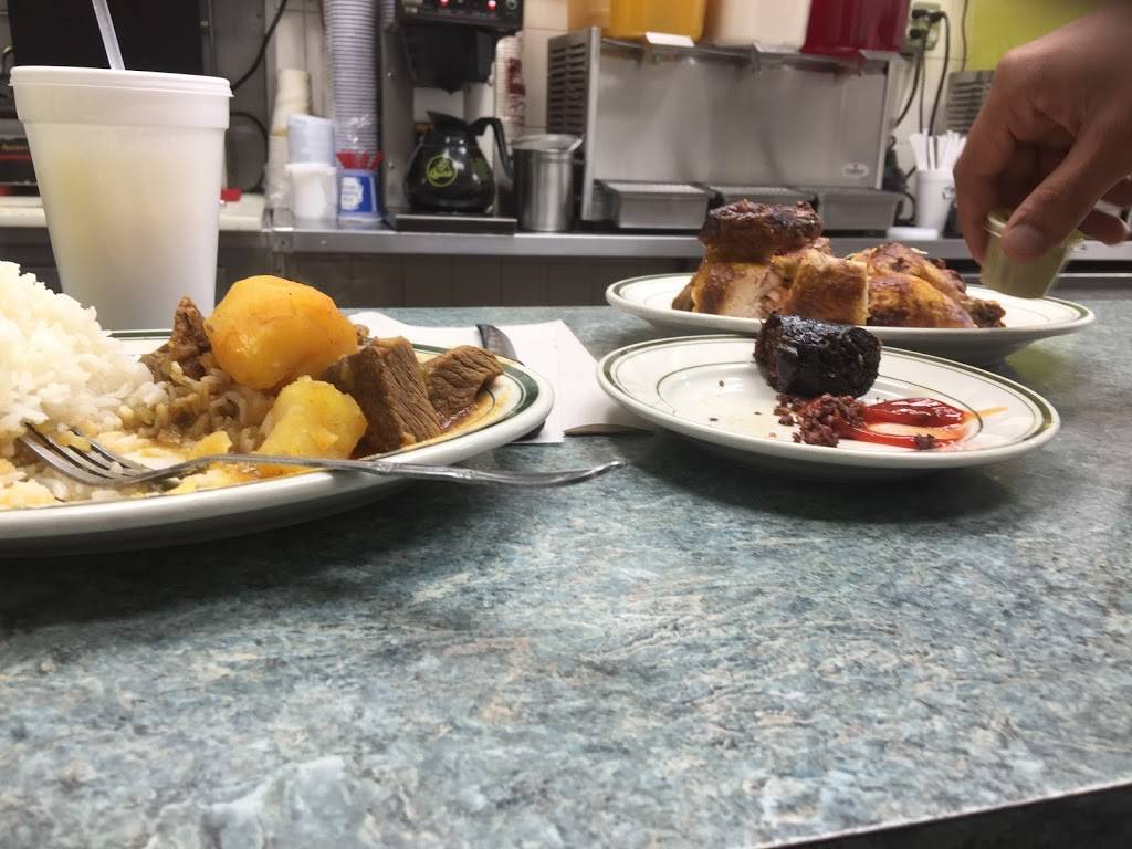 El Chevere | restaurant | 2000 3rd Ave, New York, NY 10029, USA | 2124273952 OR +1 212-427-3952