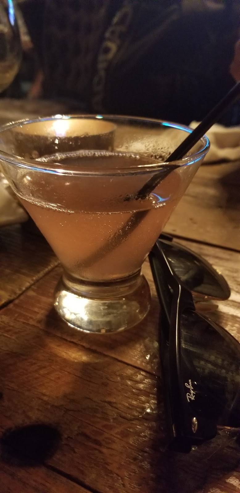 Chi-Cha Lounge | night club | 1624 U St NW, Washington, DC 20009, USA | 2022348400 OR +1 202-234-8400