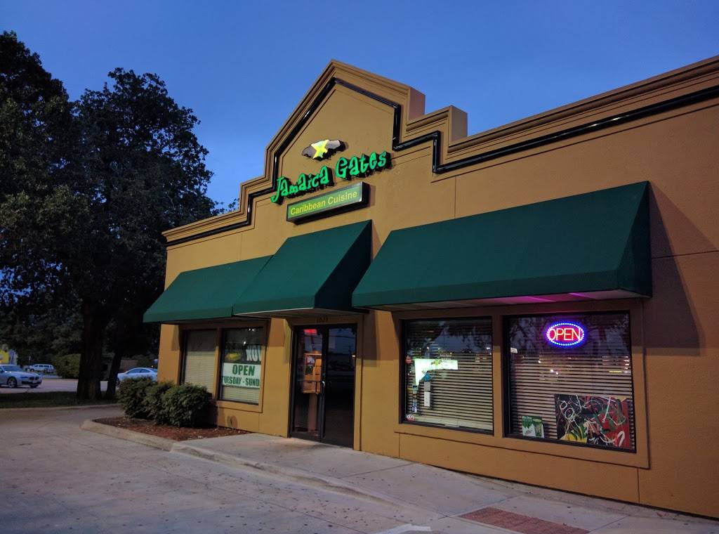 Jamaica Gates | restaurant | 1020 W Arkansas Ln, Arlington, TX 76013, USA | 8177952600 OR +1 817-795-2600