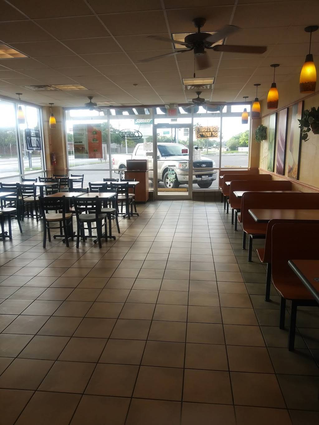 Subway | meal takeaway | 2741 S Staples St, Corpus Christi, TX 78404, USA | 3618522088 OR +1 361-852-2088
