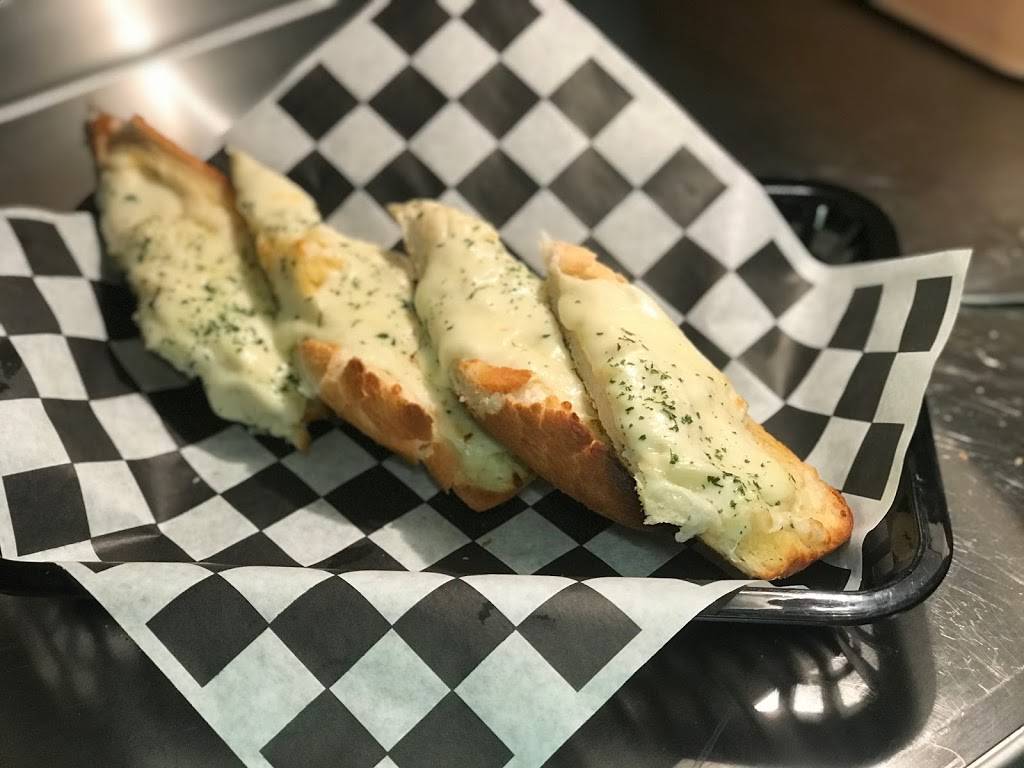 Snack Shack | restaurant | 100 W Kenney St, Divernon, IL 62530, USA | 2179600072 OR +1 217-960-0072