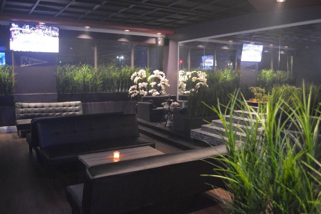 Kemuri Resto Lounge | restaurant | 20 Rivermede Rd #5, Concord, ON L4K 3N3, Canada | 9055978500 OR +1 905-597-8500