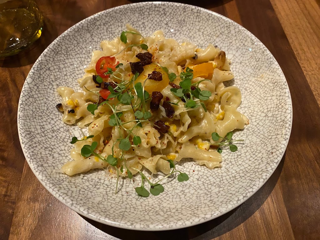 HIDE+SEEK | restaurant | 838 W Randolph St, Chicago, IL 60607, USA | 3126808217 OR +1 312-680-8217