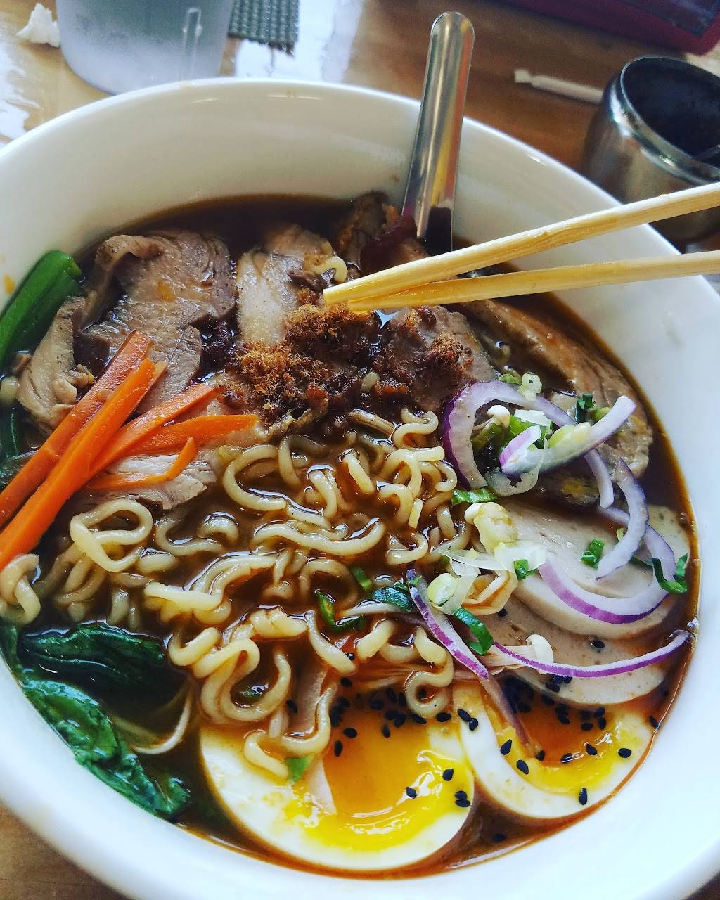 Banh Mi Pho Shop | restaurant | 1925 Fairfield Ave, Fort Wayne, IN 46802, USA | 2607454388 OR +1 260-745-4388