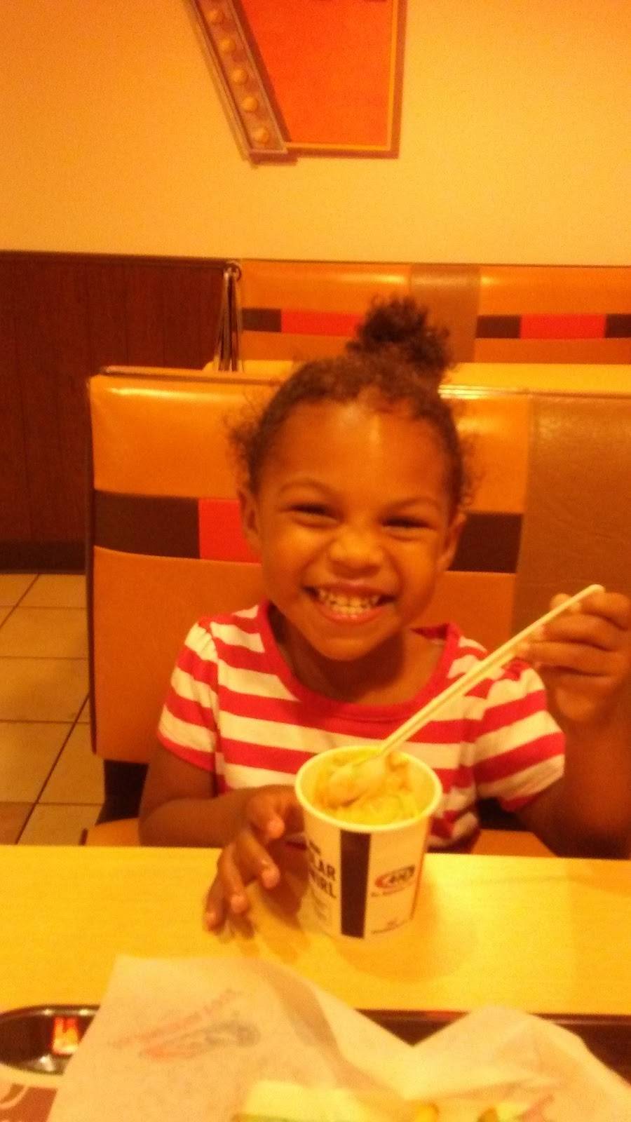 A&W Restaurant | restaurant | 1370 Jacobsen Rd, Neenah, WI 54956, USA | 9208861748 OR +1 920-886-1748