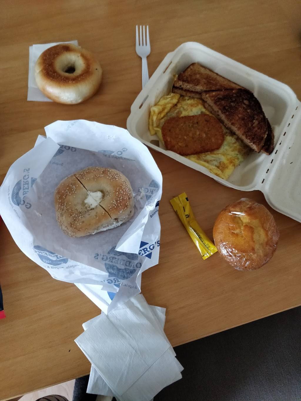 Goldbergs Famous Bagels | bakery | 2101 Montauk Hwy, Amagansett, NY 11930, USA | 6312675552 OR +1 631-267-5552