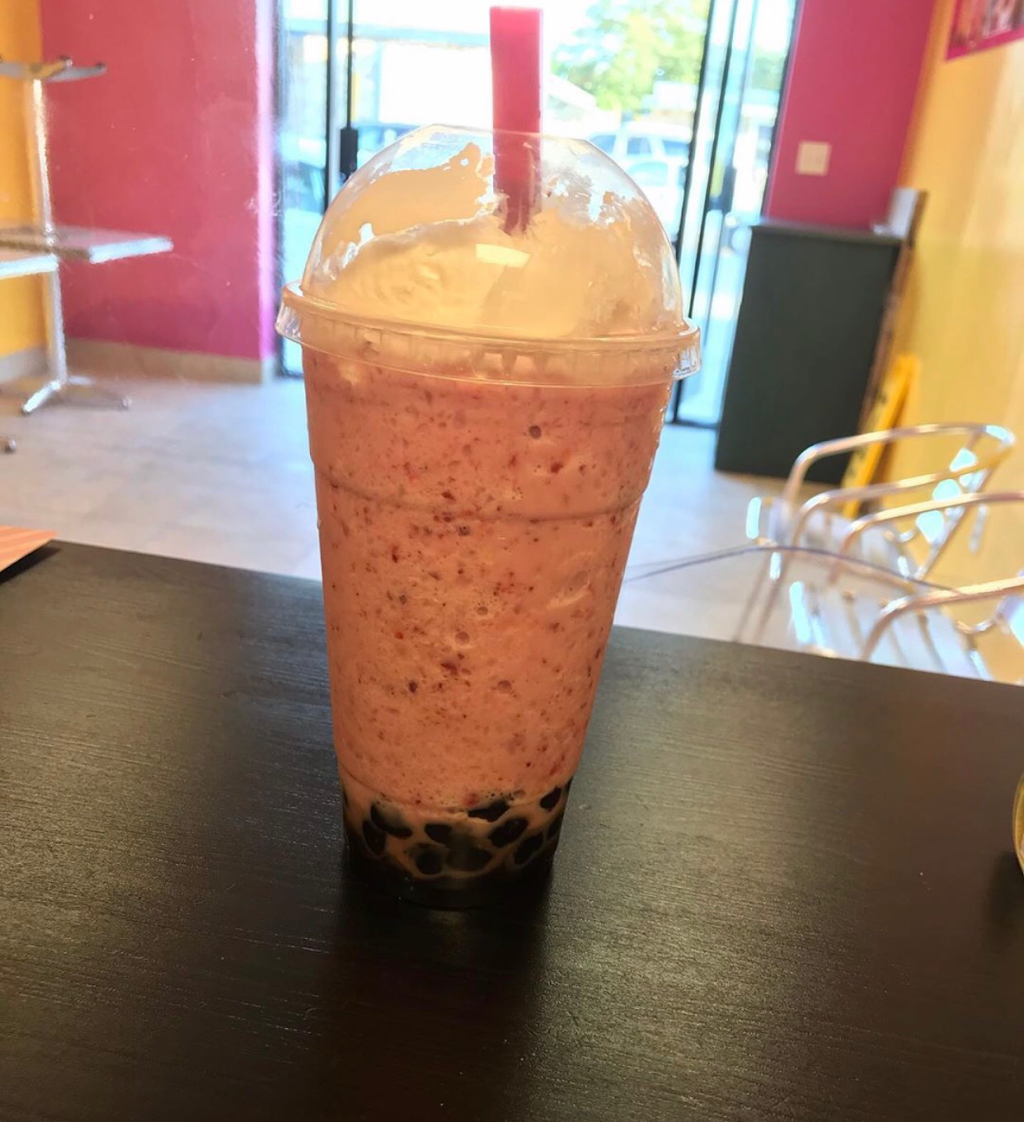 Bionicos Frida | restaurant | 343 E Market St Unit B, Long Beach, CA 90805, USA | 5622690383 OR +1 562-269-0383