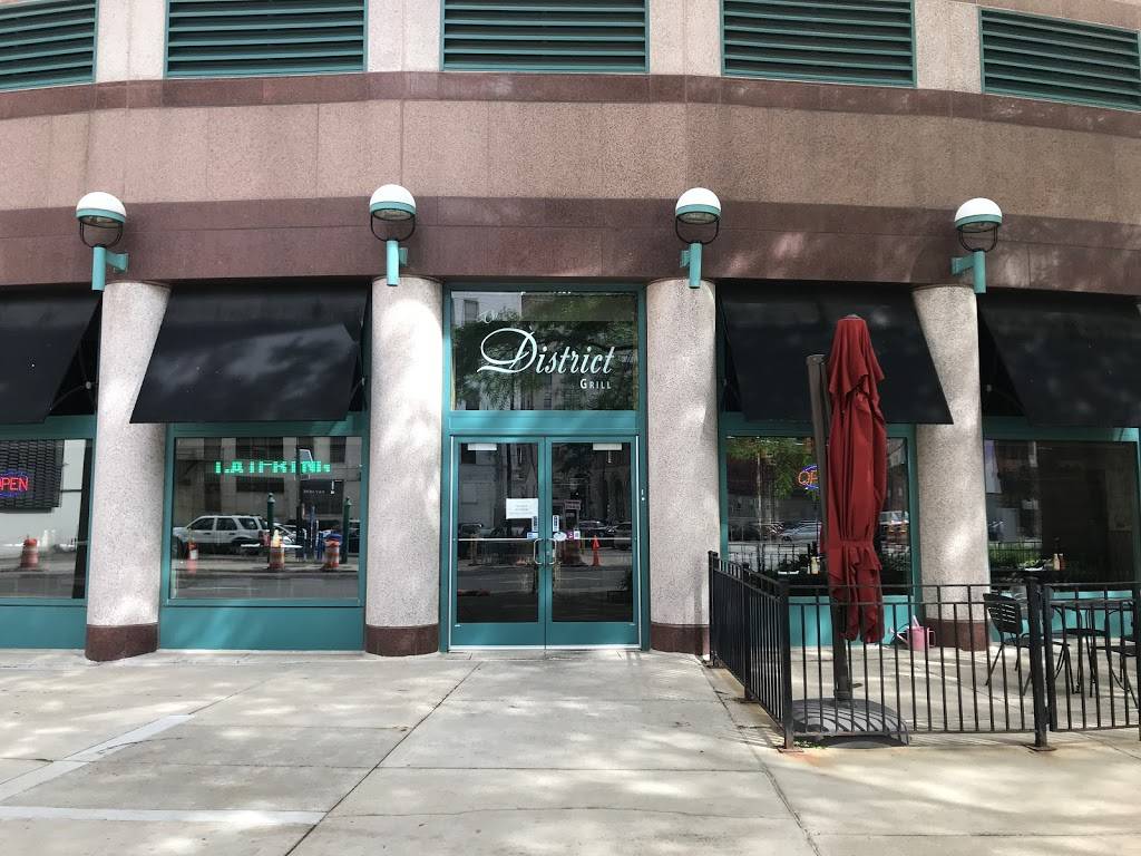 The District Bar and Grill | restaurant | 377 W Larned St, Detroit, MI 48226, USA | 3132858992 OR +1 313-285-8992